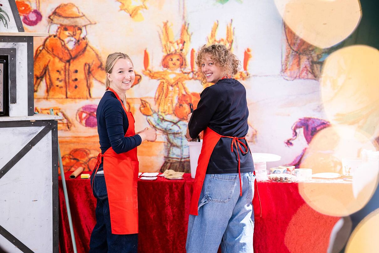 Advent-Back- und Bastelstube. Liebevolle Betreuung.